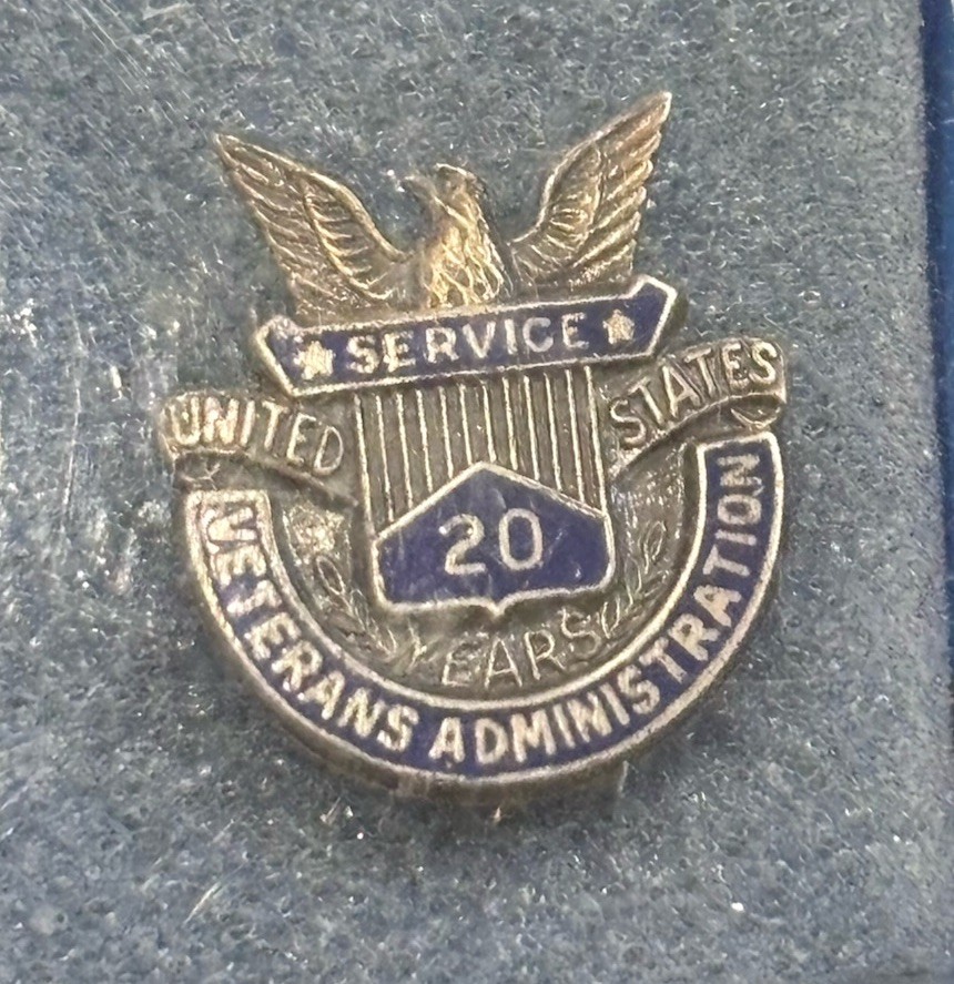 Vintage Veterans Administration Worker 20 Year Service Award STERLING Pin ~ NOS