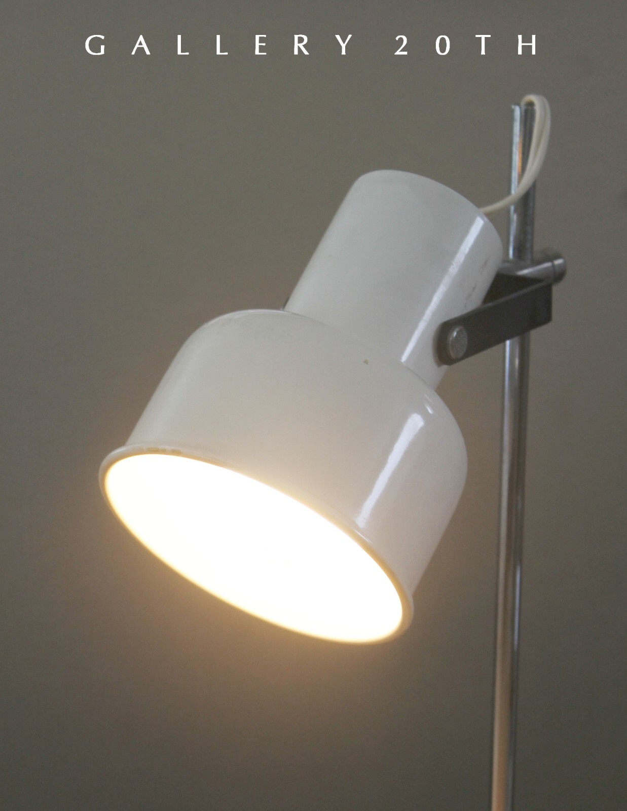 VINTAGE MID CENTURY MODERN ITALIAN ARTICULATING DESK LAMP CHROME SONNEMAN 60'S