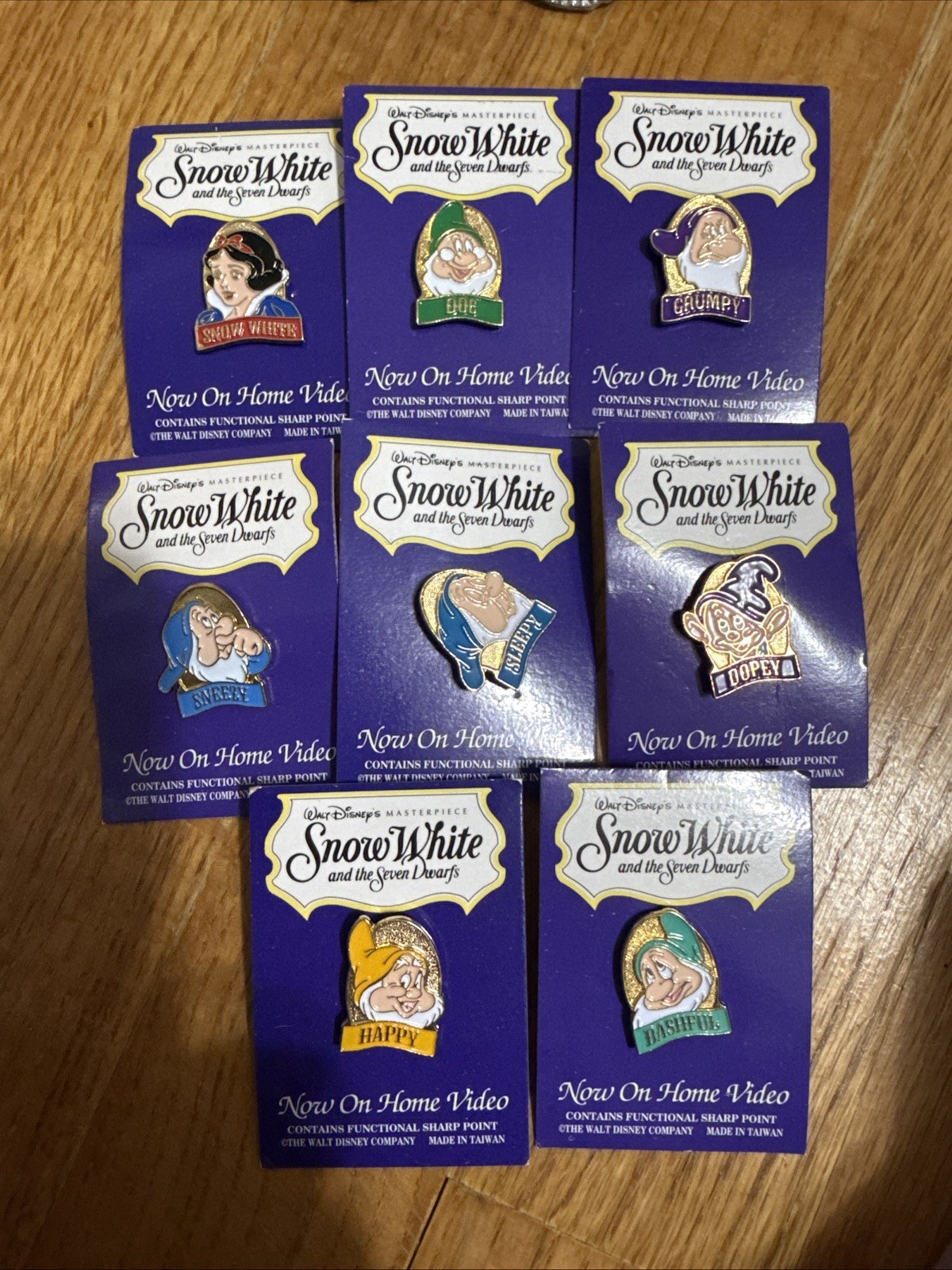 8 Vintage 1994 Walt Disney Store Snow White & the Seven Dwarfs Lapel Pins
