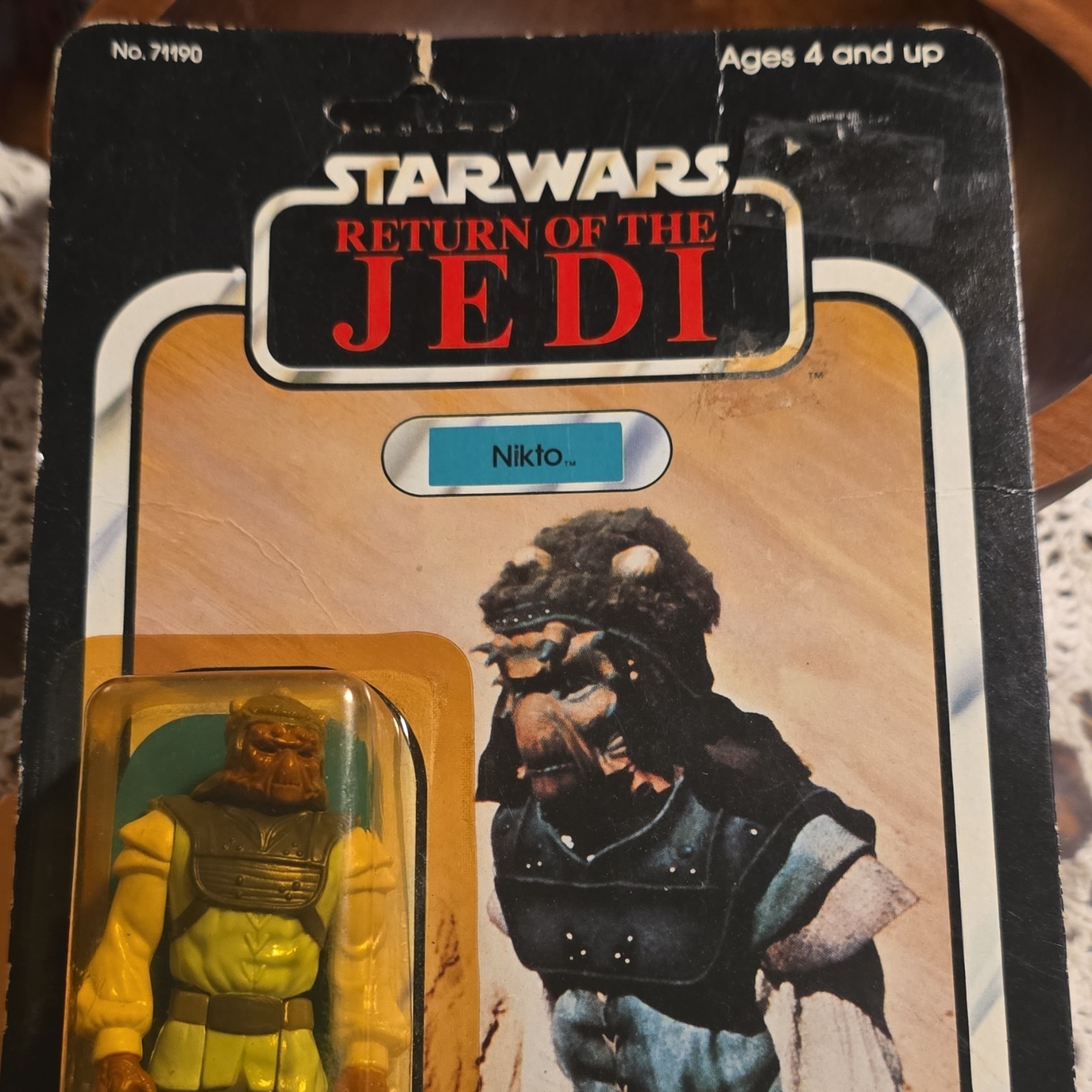 Kenner Star Wars Return of the Jedi Nikto Collectible Action Figure Kenner Star Wars Return of the Jedi Nikto Collectible Action Figure