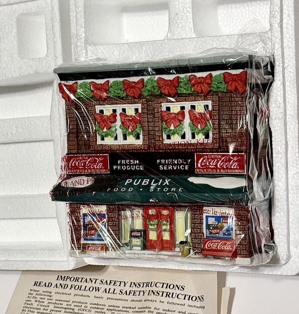 Publix Food Store Coca-Cola Town Square Collection Christmas NIB Vintage