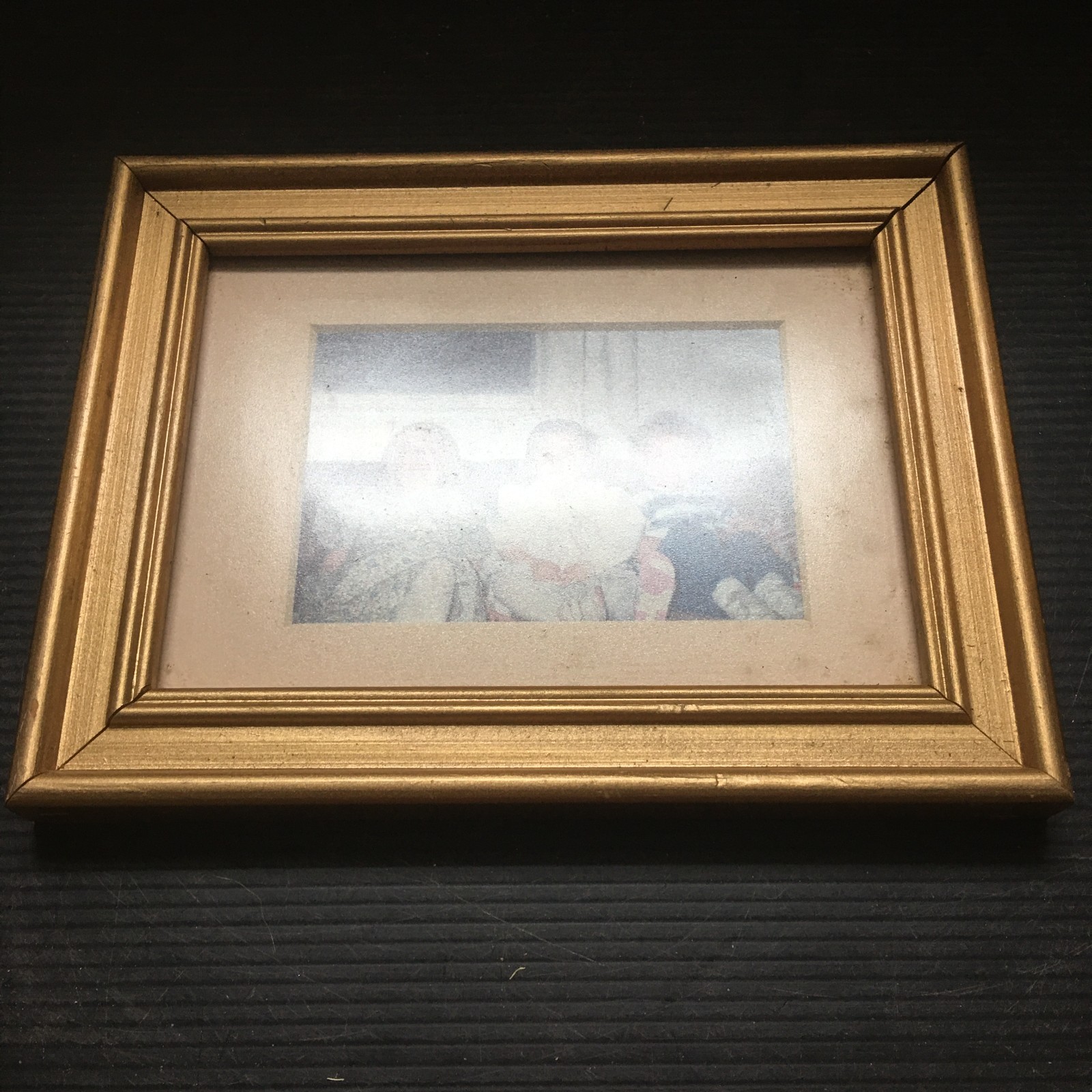 Vintage 1970s Caldor Gold-Toned Wood 5 x7 Photo Frame 8.5\ Vintage 1970s Caldor Gold-Toned Wood 5 x7 Photo Frame 8.5\