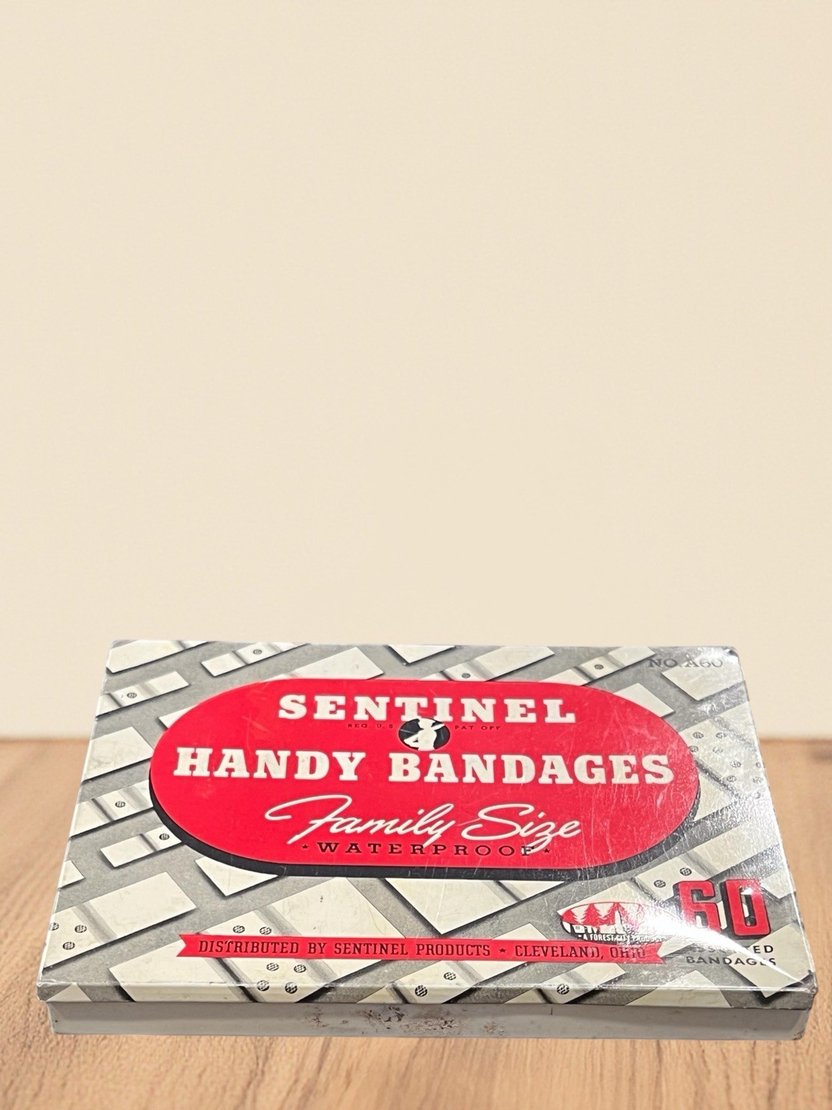 Vintage Sentinel Handy Bandages Tin Family Size Waterproof 60 Count
