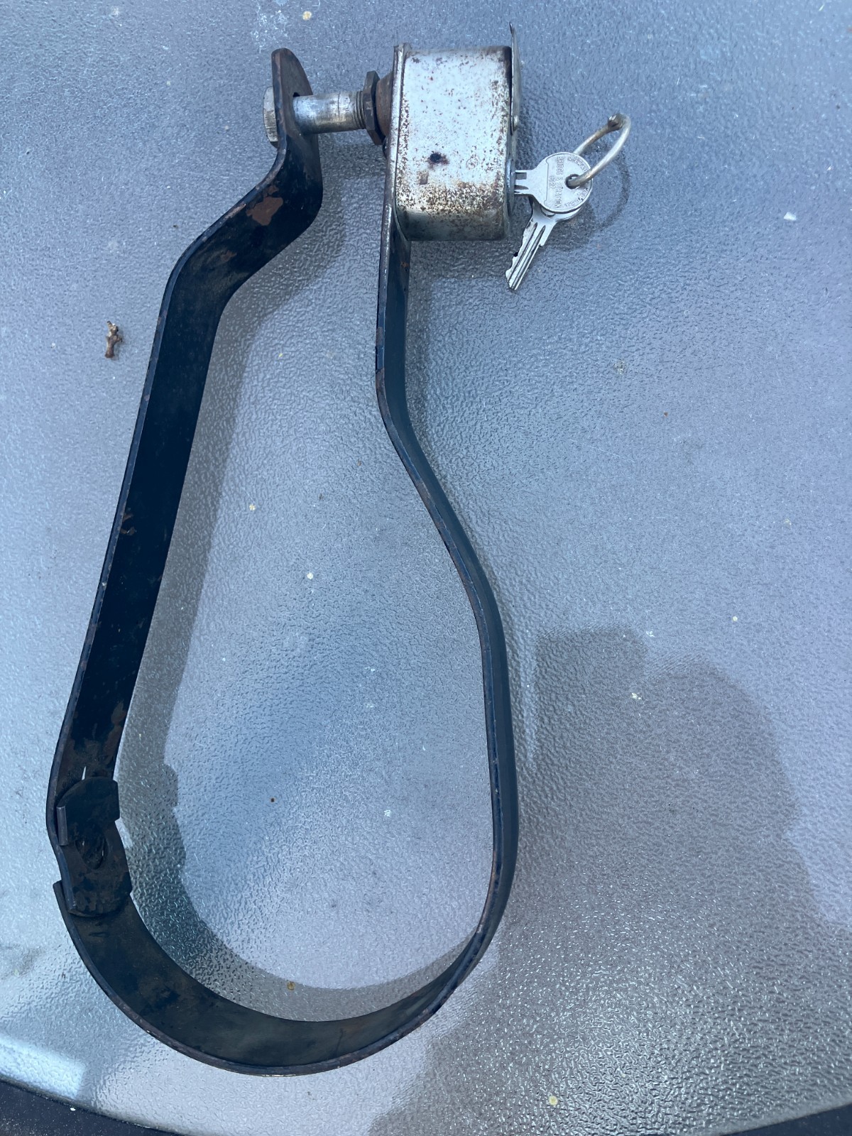 SPARE TIRE LOCK, VINTAGE, ANTIQUE