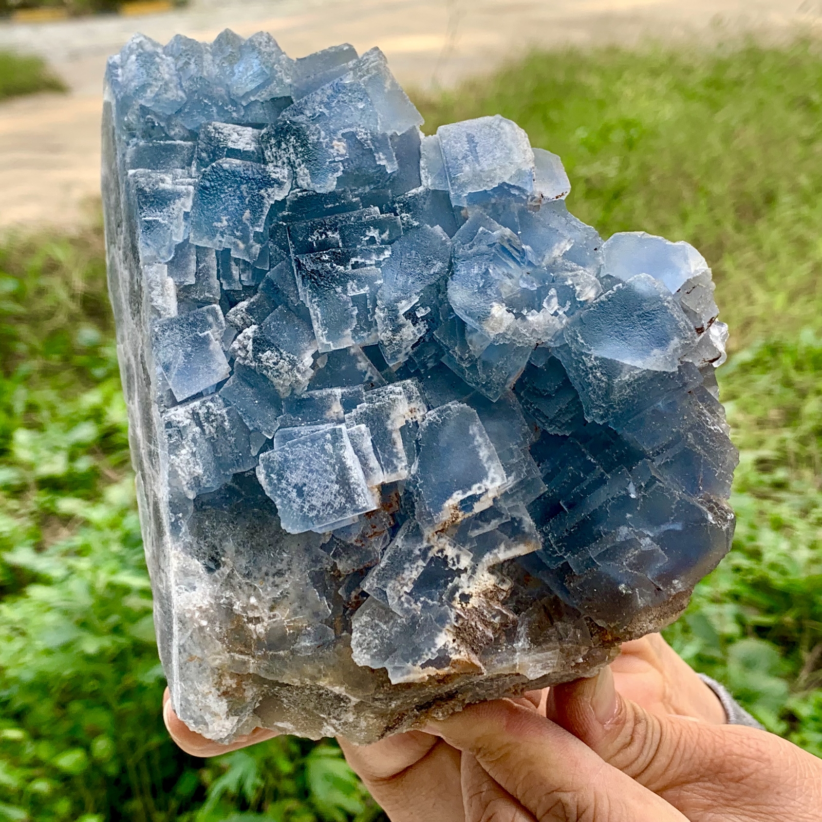 4.1LB pound rare transparent blue cubic fluorite mineral crystal sample/China-