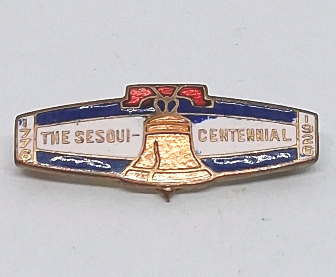 Antique 1776-1926 Philadelphia Liberty Bell Oval Pinback Brooch Pin Antique 1776-1926 Philadelphia Liberty Bell Oval Pinback Brooch Pin