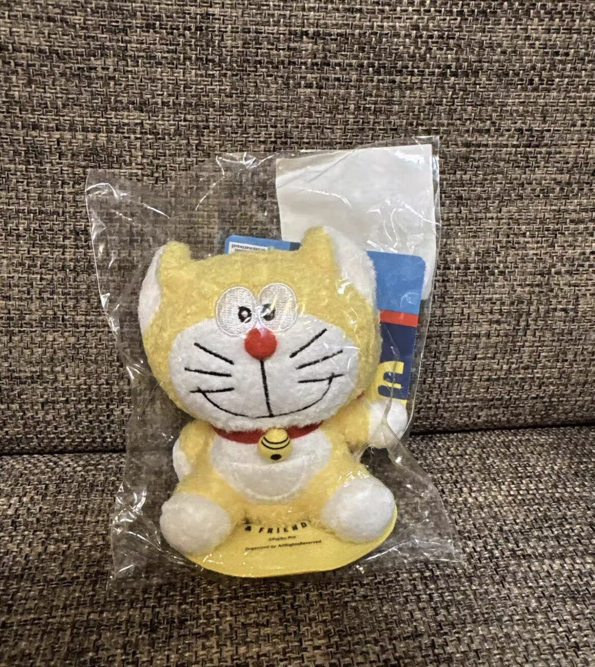 100% Doraemon & Friends Original Doraemon Shoulder Plush 100% Doraemon & Friends Original Doraemon Shoulder Plush