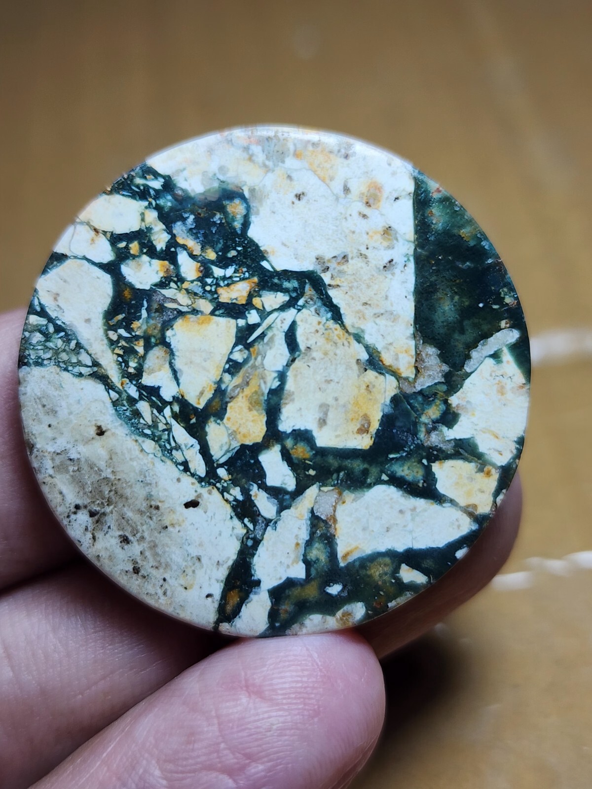 55.50 Ct Gren Jasper Braciated Round 35*5 Mm 55.50 Ct Gren Jasper Braciated Round 35*5 Mm