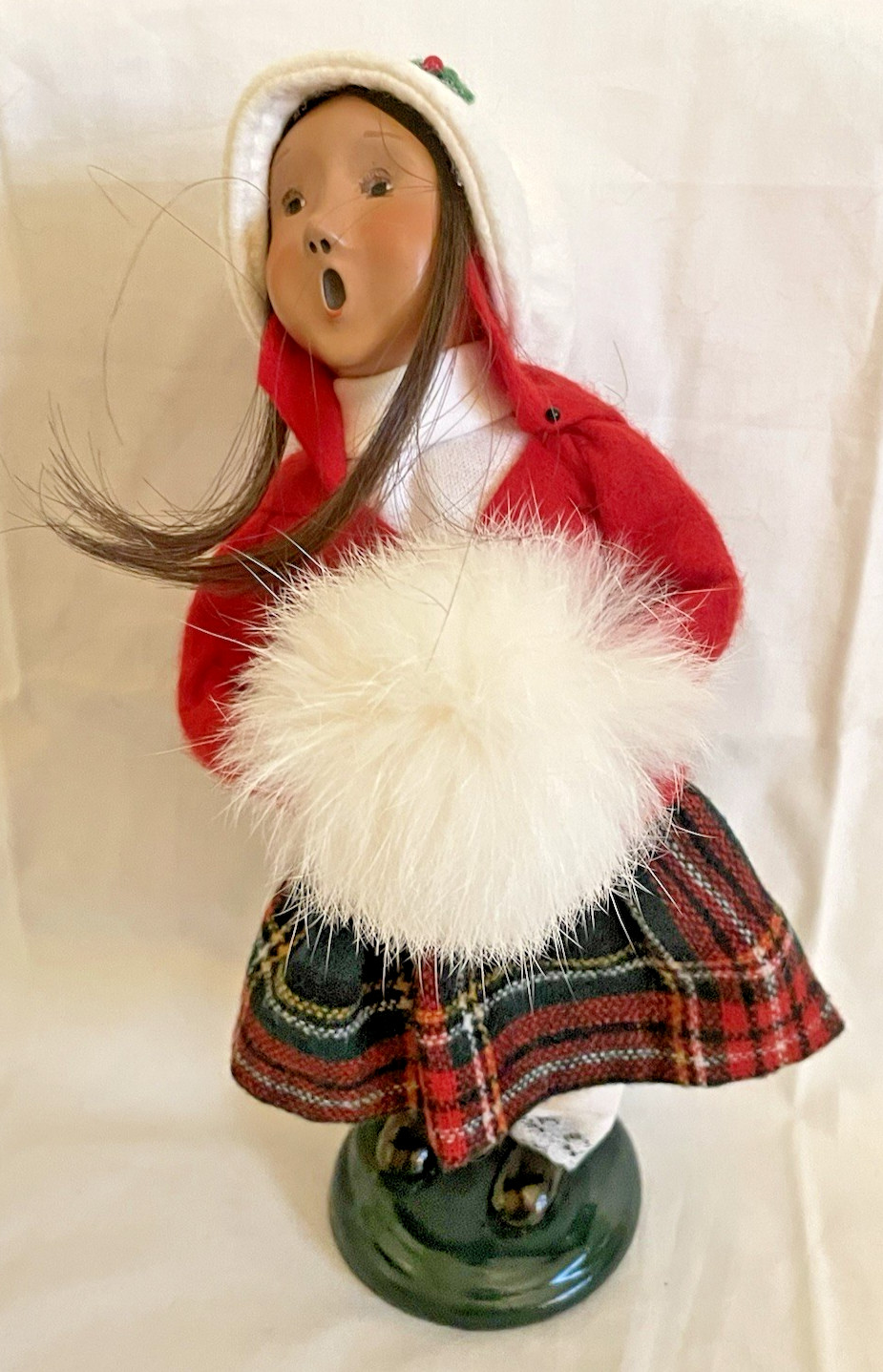VTG Byers Choice Carolers 1999 Traditional Child Girl Red Plaid Skirt Fur Muff VTG Byers Choice Carolers 1999 Traditional Child Girl Red Plaid Skirt Fur Muff