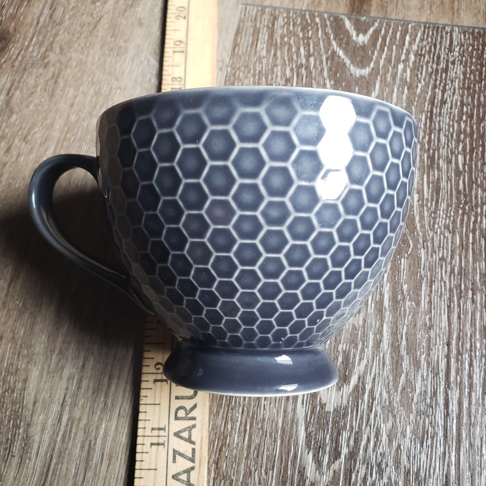 Signature Housewares Coffee Mugs Honeycomb Pattern