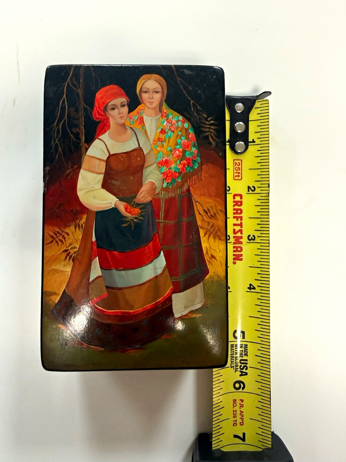 2 Vintage Hand-Painted Russian lacquer papier-mâché trinket boxes