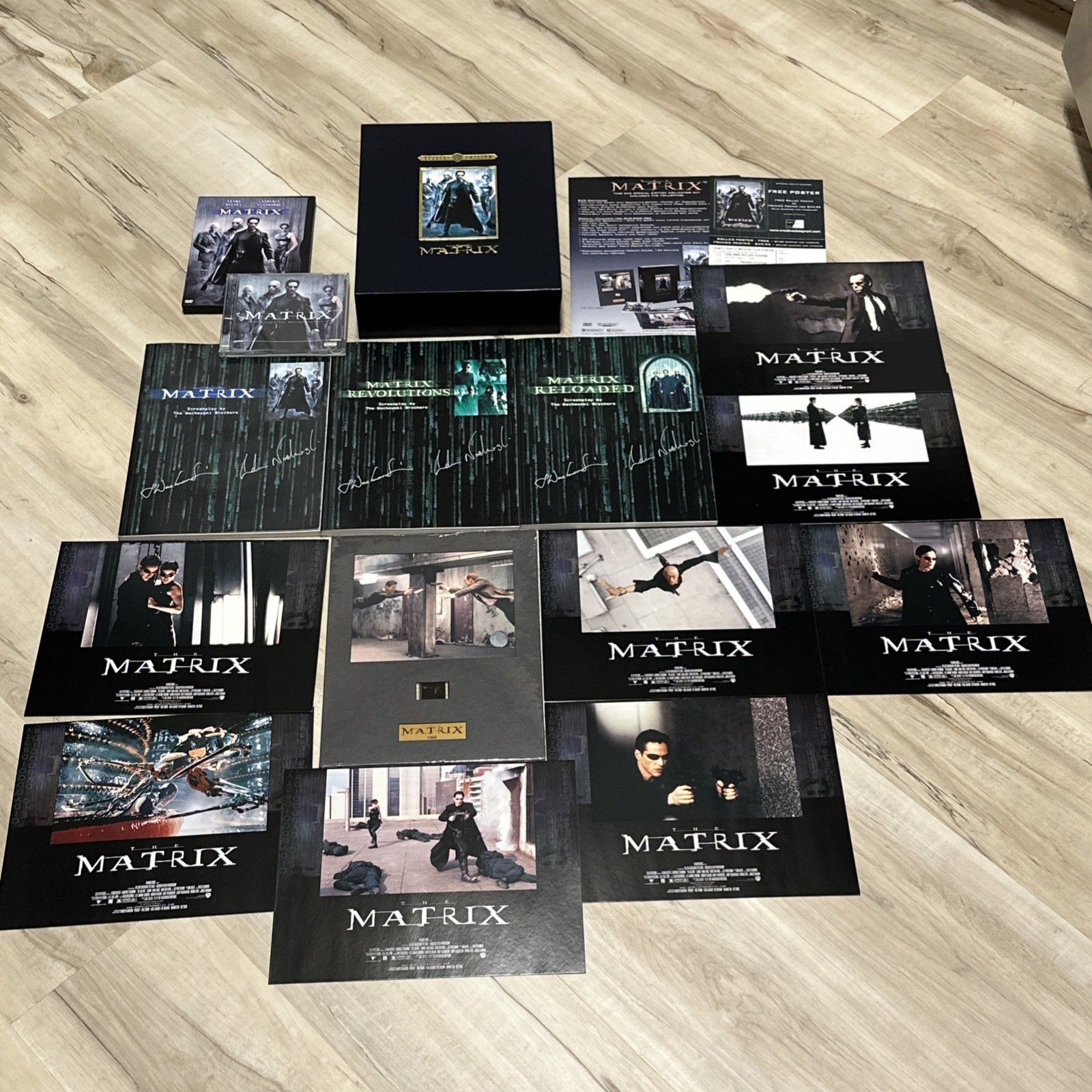The Matrix DVD Special Edition Ultimate Collector\'s Set 16 Pieces