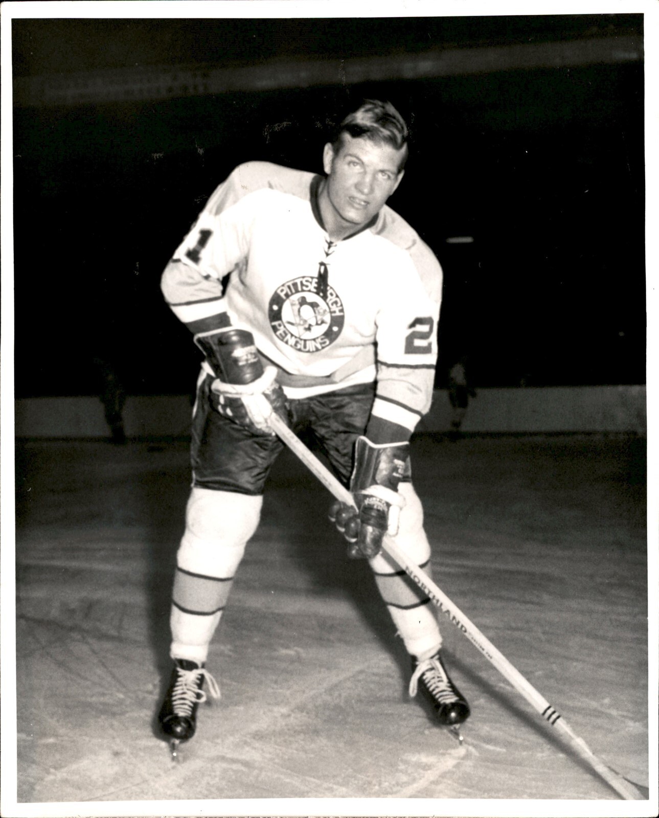 JDE6 Original James D. McCarthy Photo KEITH MCCREARY 1967-72 PITTSBURGH PENGUINS JDE6 Original James D. McCarthy Photo KEITH MCCREARY 1967-72 PITTSBURGH PENGUINS