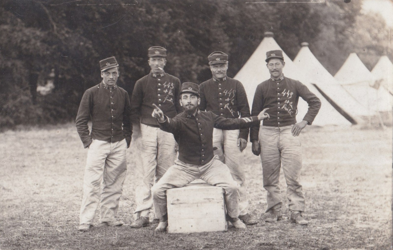 Vintage RPPC - Playful, affectionate French soldiers - ca.1910 - Gay interest Vintage RPPC - Playful, affectionate French soldiers - ca.1910 - Gay interest