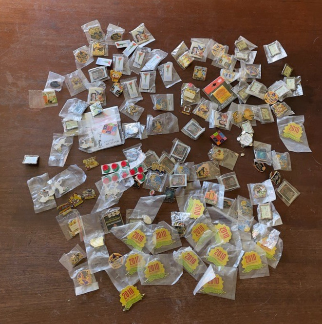 Tournament Of Roses PINS -LOT