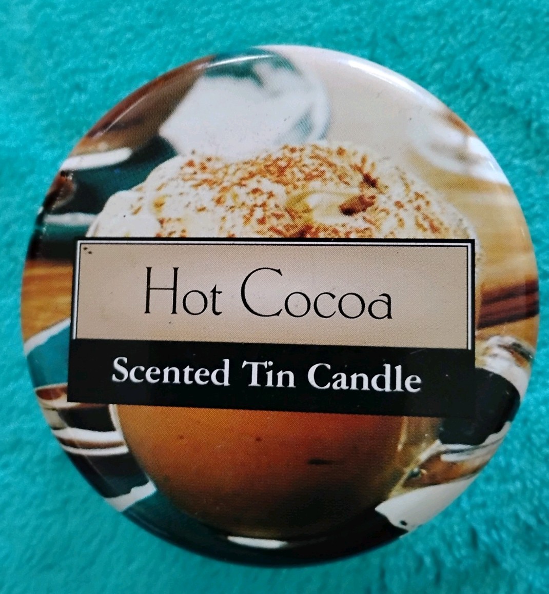 HOT COCOA SCENTED CANDLE IN A TIN