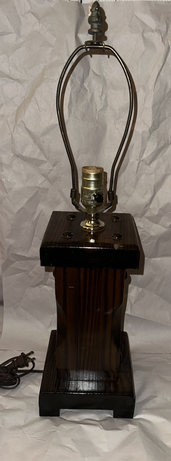 Vintage Wooden Alabama Lamp 1970s Vintage Wooden Alabama Lamp 1970s