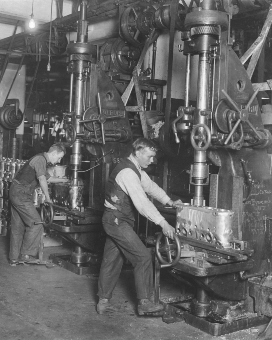 Manufacturing Hispano-Suiza Aircraft Engines at Wright-Martin 8x10 photo c.1918