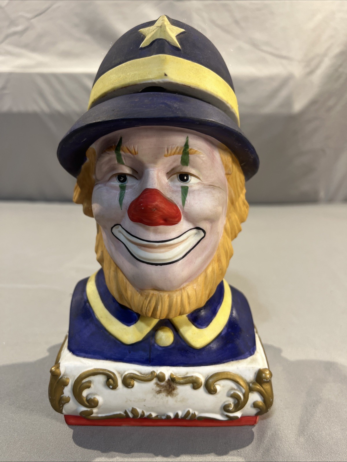 Ezra Brooks 1980 Porcelain Clown Liquor Bottle Heritage China Decanter Empty Ezra Brooks 1980 Porcelain Clown Liquor Bottle Heritage China Decanter Empty