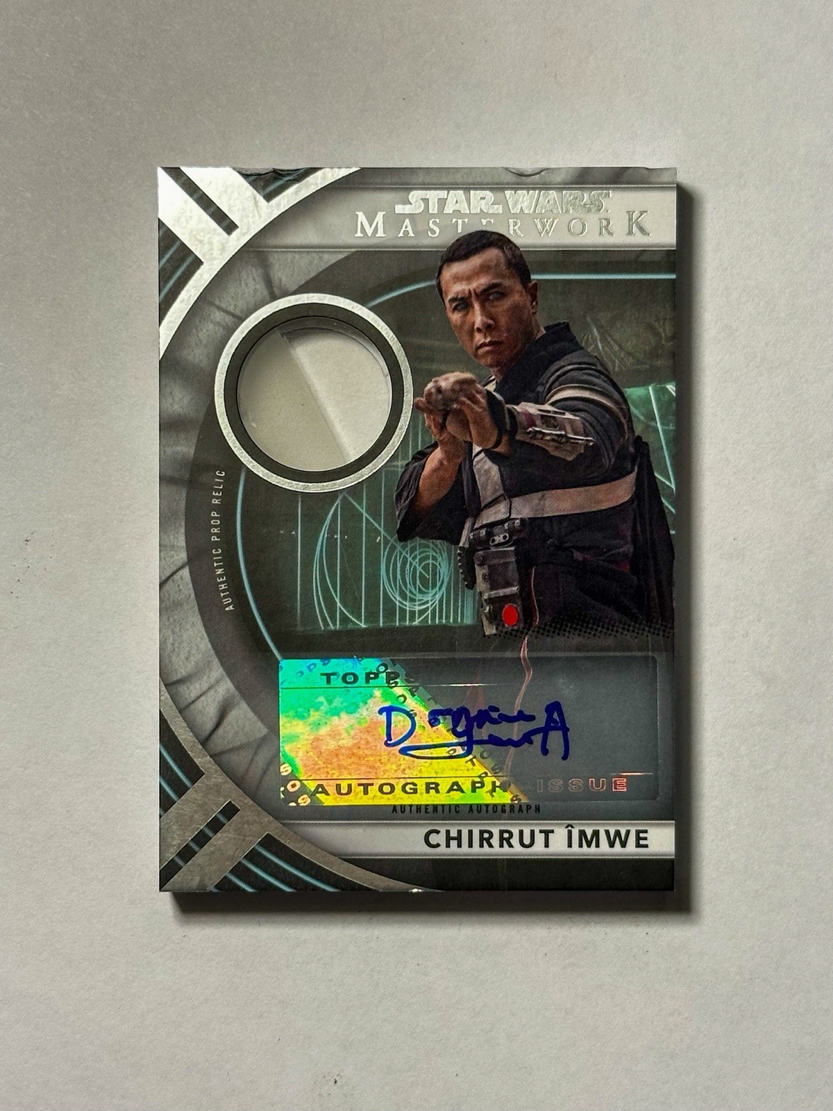 2022 Topps Star Wars Masterwork Donnie Yen Chirrut Imwe Auto 1/3 #OSPR-CI 2022 Topps Star Wars Masterwork Donnie Yen Chirrut Imwe Auto 1/3 #OSPR-CI