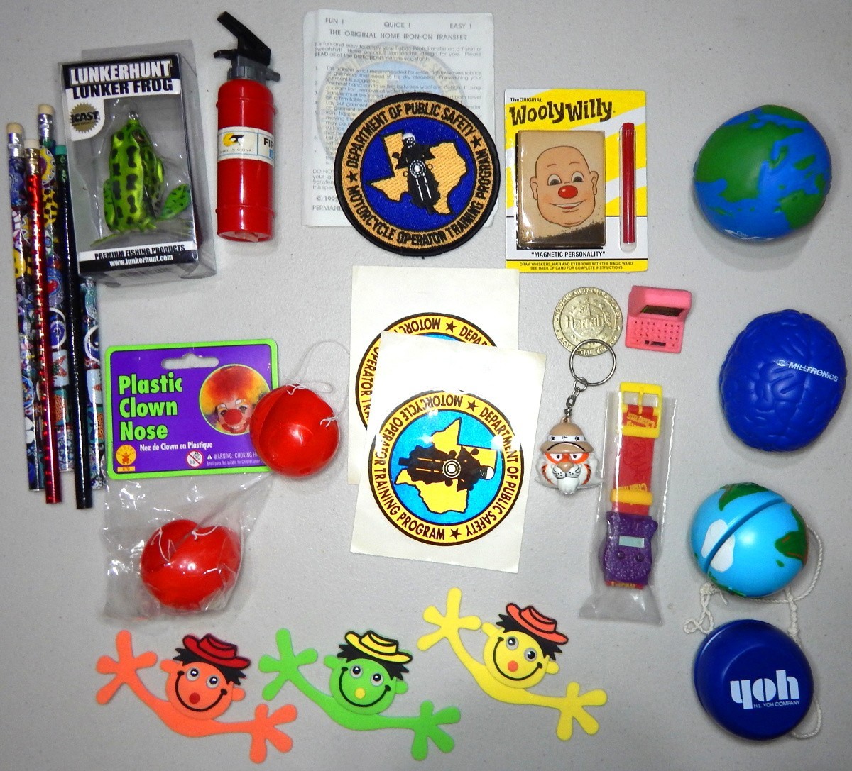 HUGE LOT Fish Lure Wooly Willy Watch Toys Patches Decals Casino Token Yo-Yo MORE