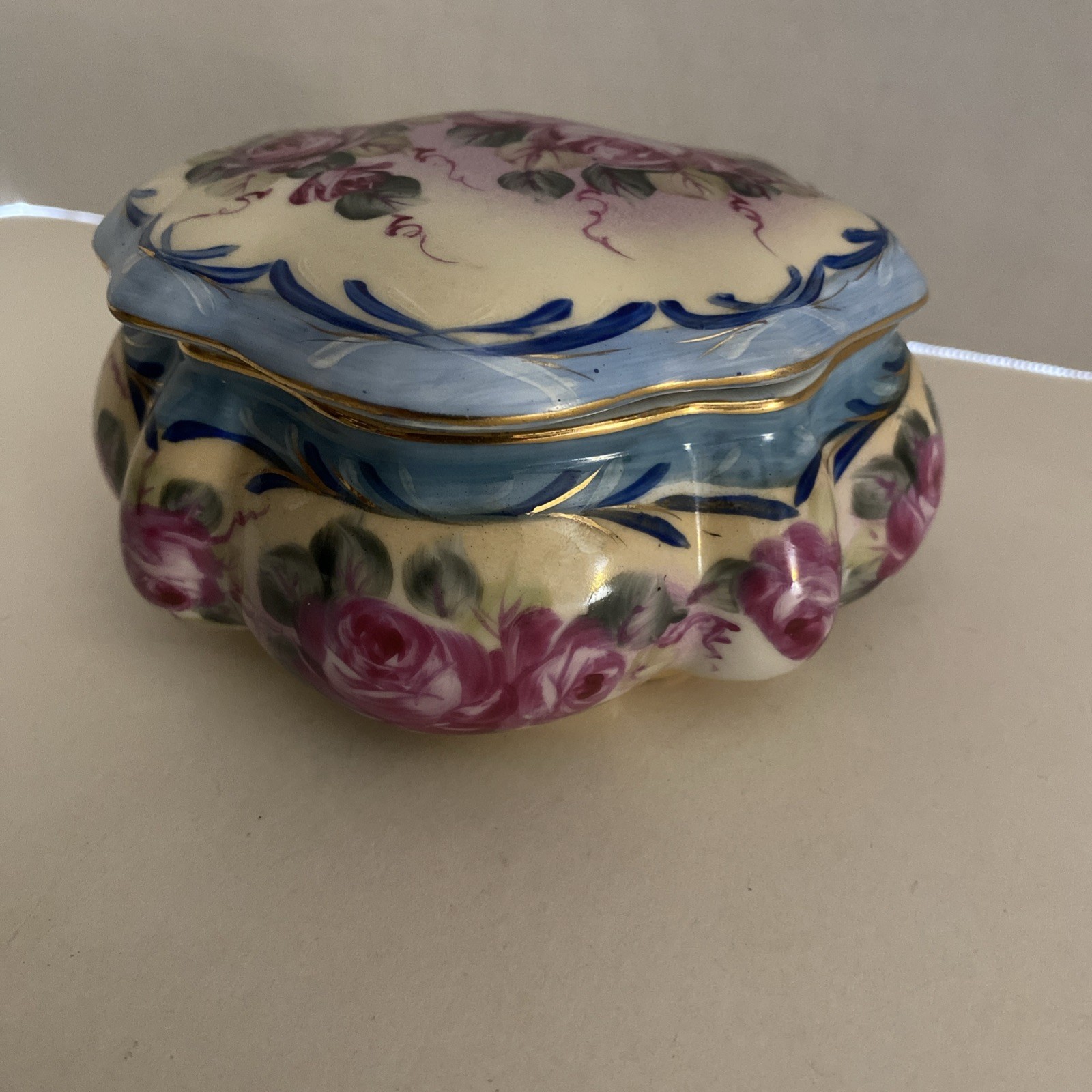 Vintage Hand-painted Nippon Porcelain Trinket Jar Lidded Scalloped Cabbage Roses Vintage Hand-painted Nippon Porcelain Trinket Jar Lidded Scalloped Cabbage Roses