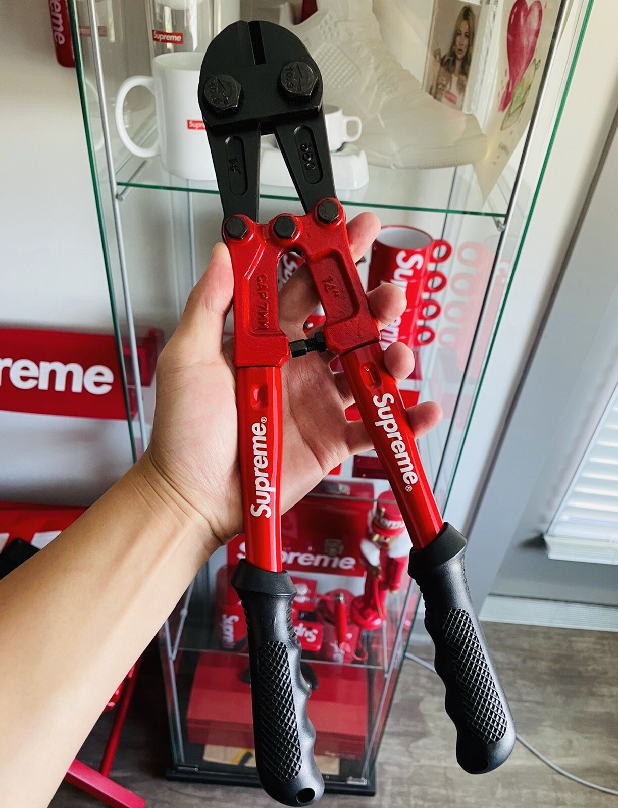 Supreme 14