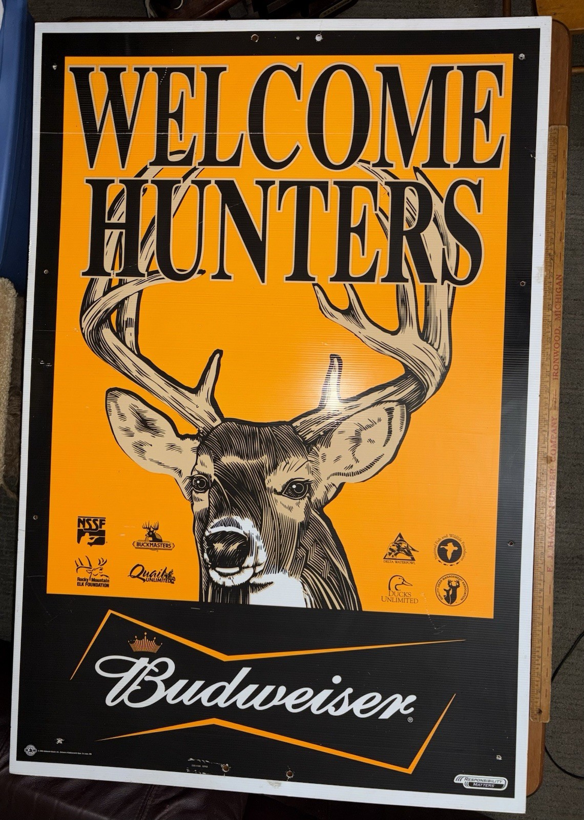 Vintage 2005 Budweiser Outdoor Welcome Hunters  Beer Plastic Sign 48” X 32”