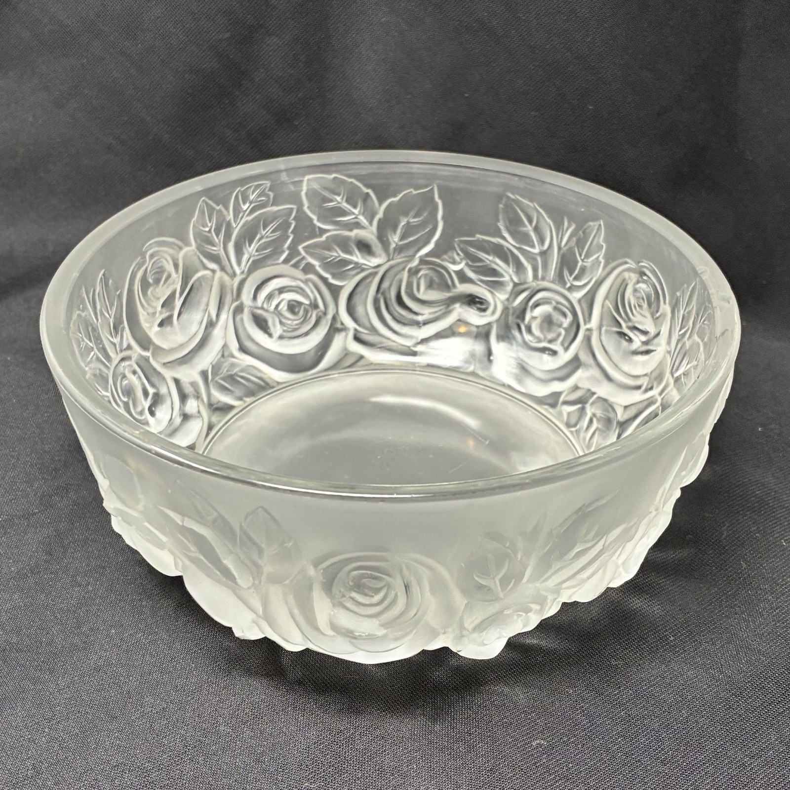 Vintage Signed Verlys Of America Frosted Art Glass Bowl Les Roses Pattern Satin