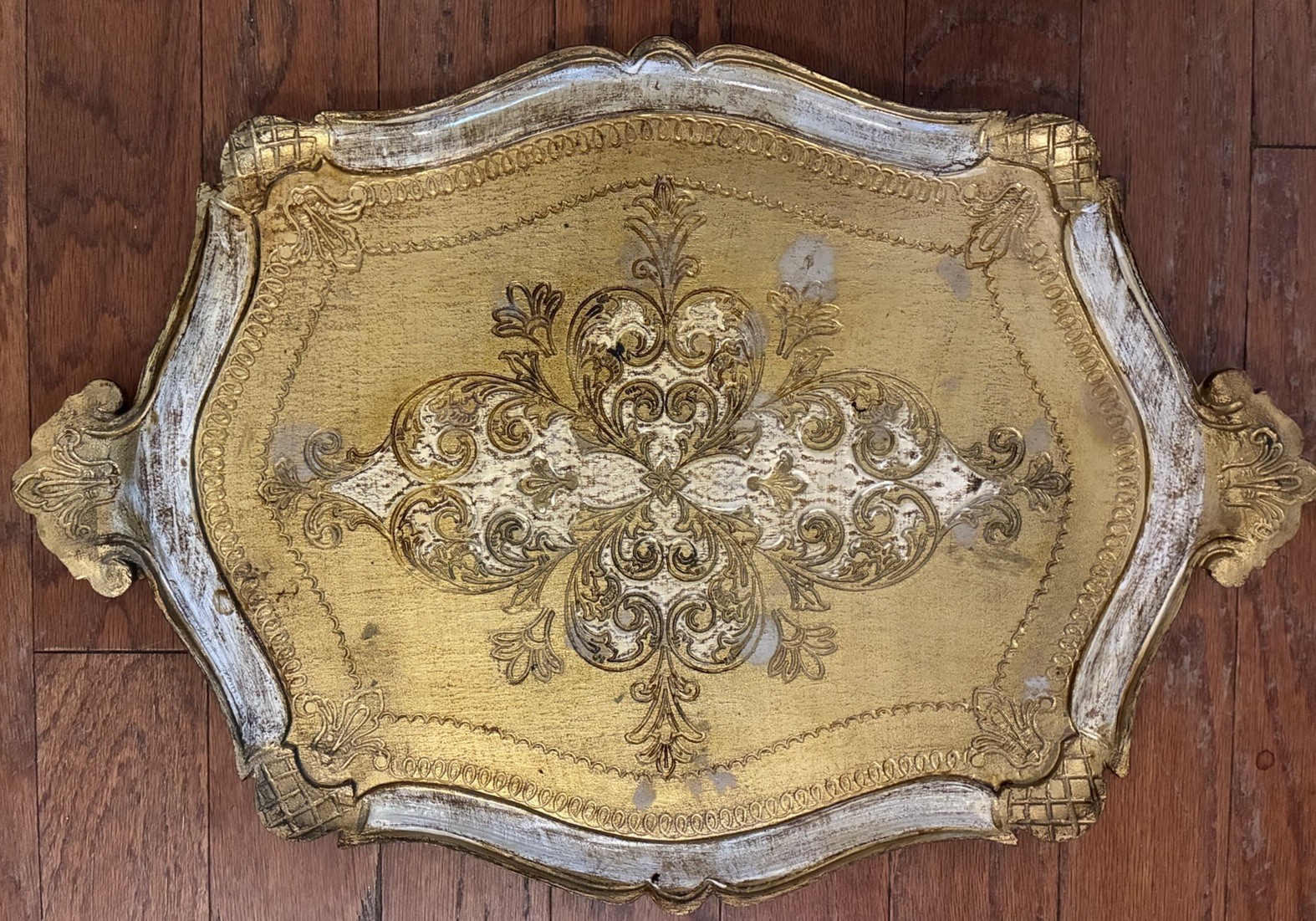 VTG Italian Florentine Carved Gilt Wood Tray Gold & White Distressed 21.5x15”