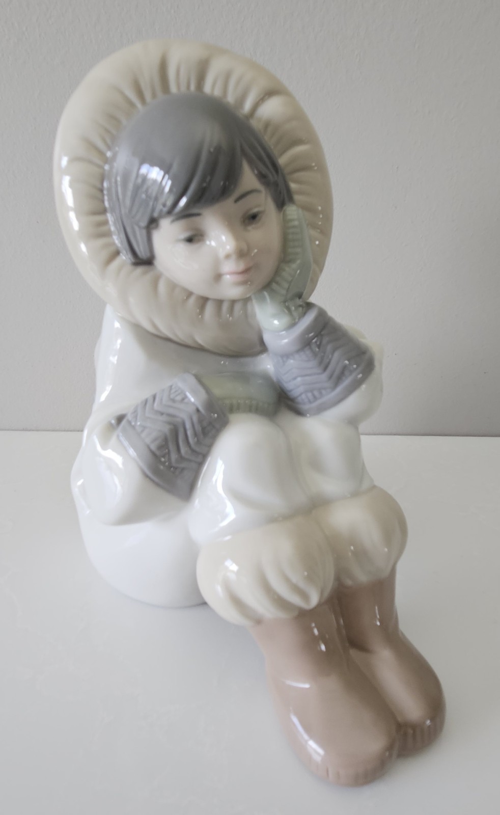 NAO by Lladro - #1397 - \