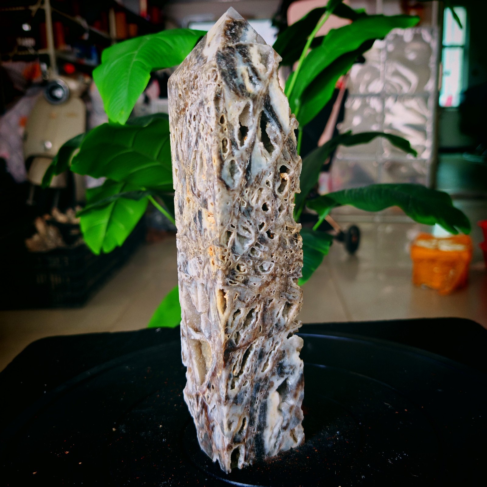 4.62LB Natural sphalerite crystal specimen tower 2.1kg