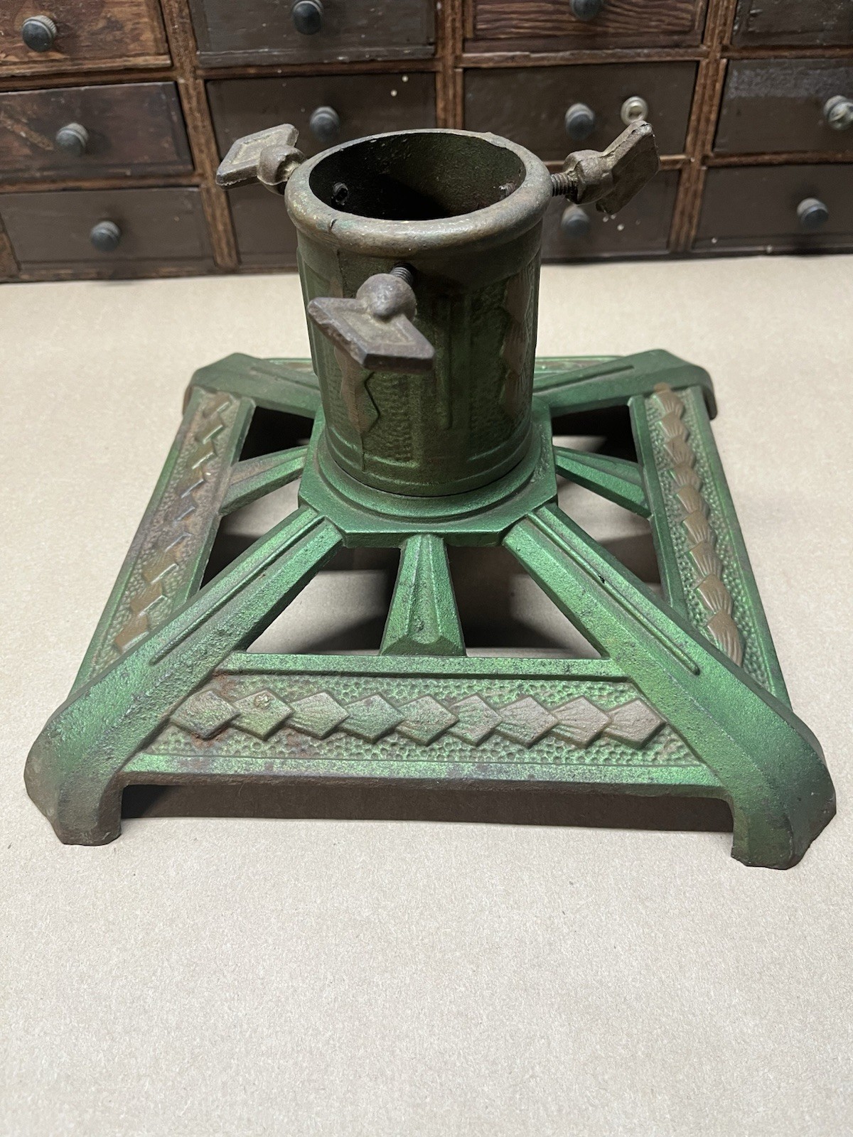 Vtg 40s Cast Iron Christmas Tree Stand Green Gold Patina 2-1/4\