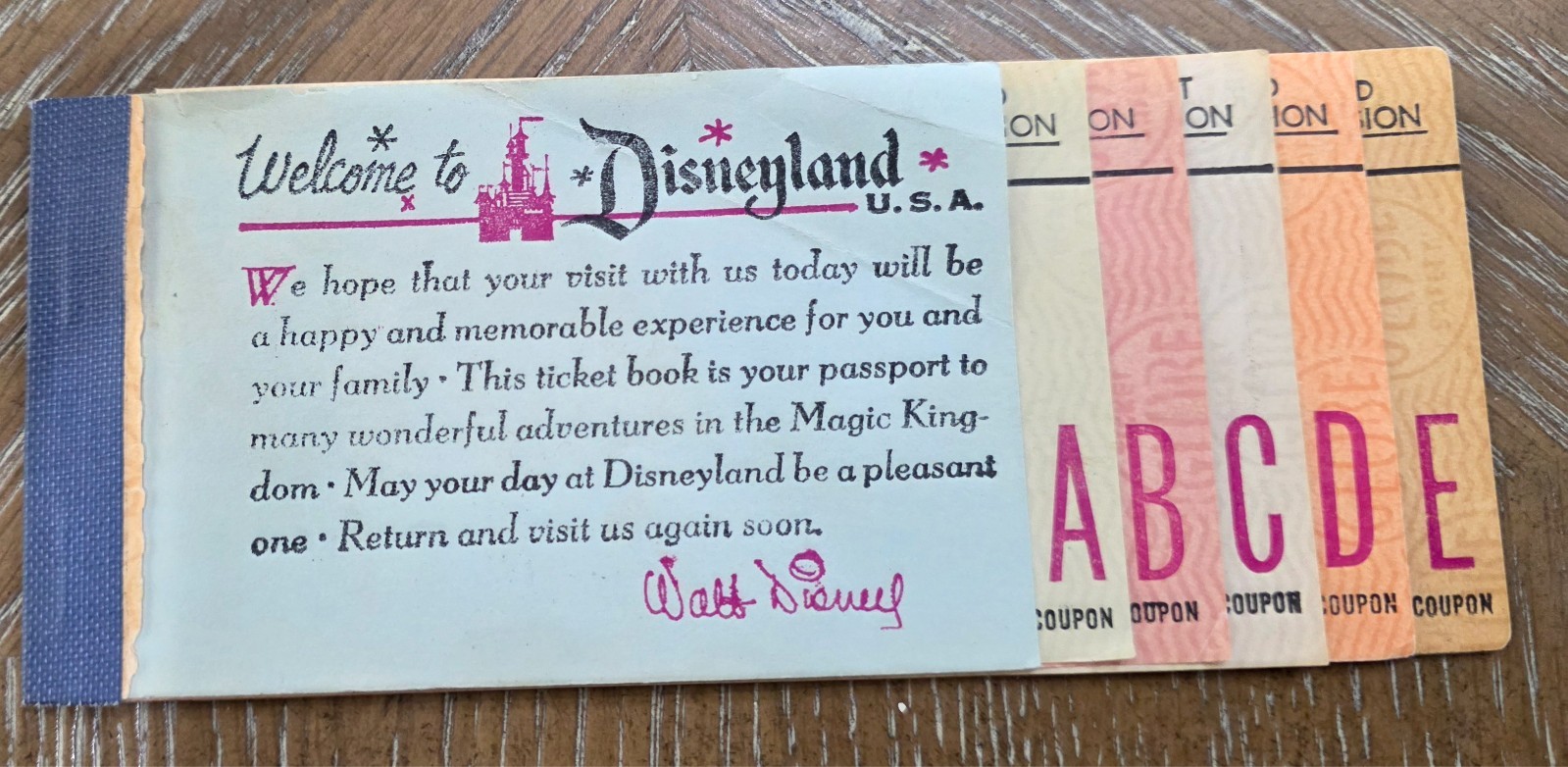 1962 vtg Disneyland Child ticket coupon book booklet original Walt Disney 1960\'s