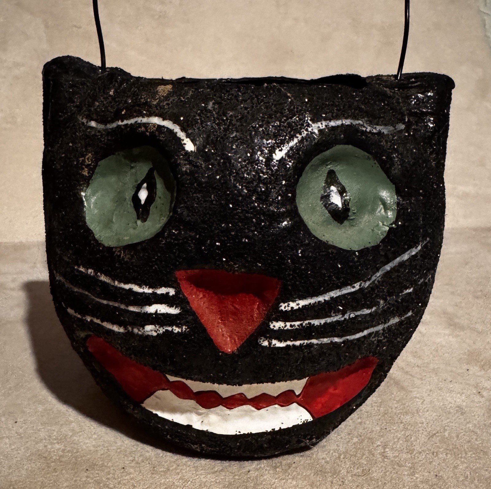 Vintage 1920’s-30’s Beautiful Black Cat Halloween Paper Mache Jack-O’-Lantern Vintage 1920’s-30’s Beautiful Black Cat Halloween Paper Mache Jack-O’-Lantern