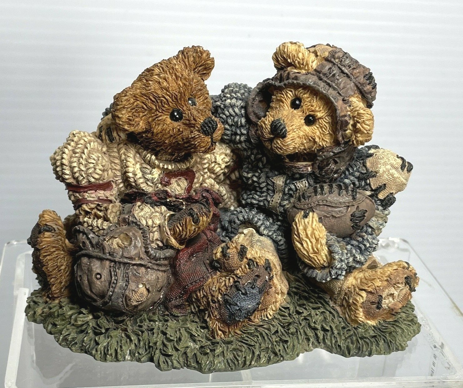 Boyd\'s Bears Bearstone Grenville and & Knute ...football Buddies Figurine 8E/845