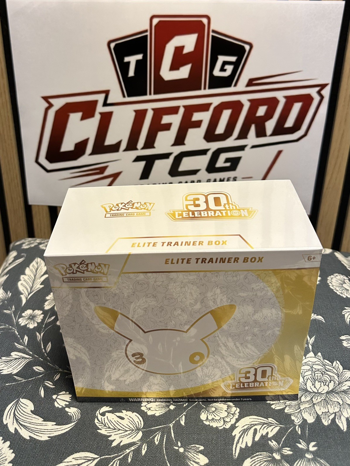Pokémon 30th Anniversary Elite Trainer Box 📦 Brand New Sealed ✅ Pokémon 30th Anniversary Elite Trainer Box 📦 Brand New Sealed ✅