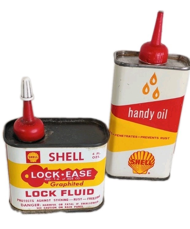 Lot Of 2 Vintage Shell Oil Cans 1950-60s Handy Oil & Lock-ease 4oz. Cans Mancave