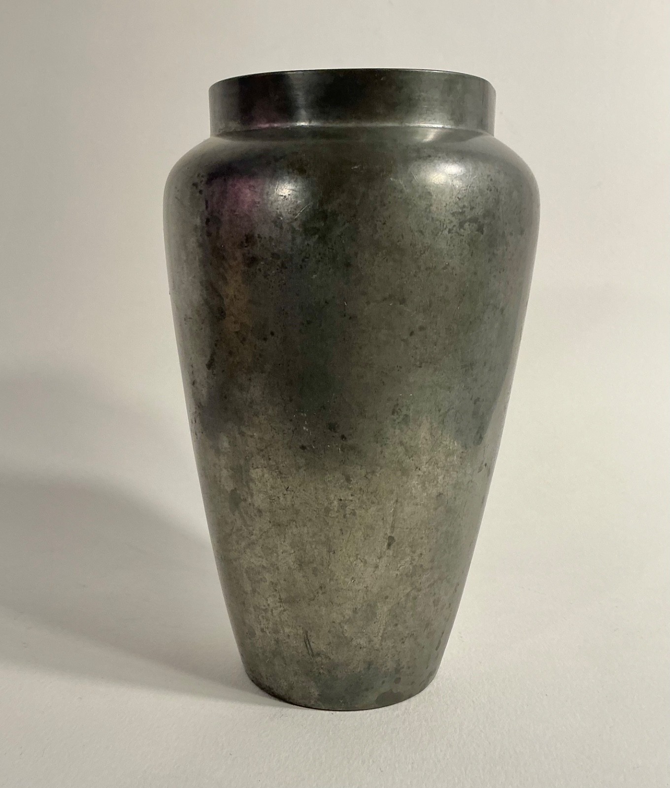 Ca 1930’s Art Deco Pewter Vase by C.A. Woodward Pewter Taunton, Mass. RARE Ca 1930’s Art Deco Pewter Vase by C.A. Woodward Pewter Taunton, Mass. RARE