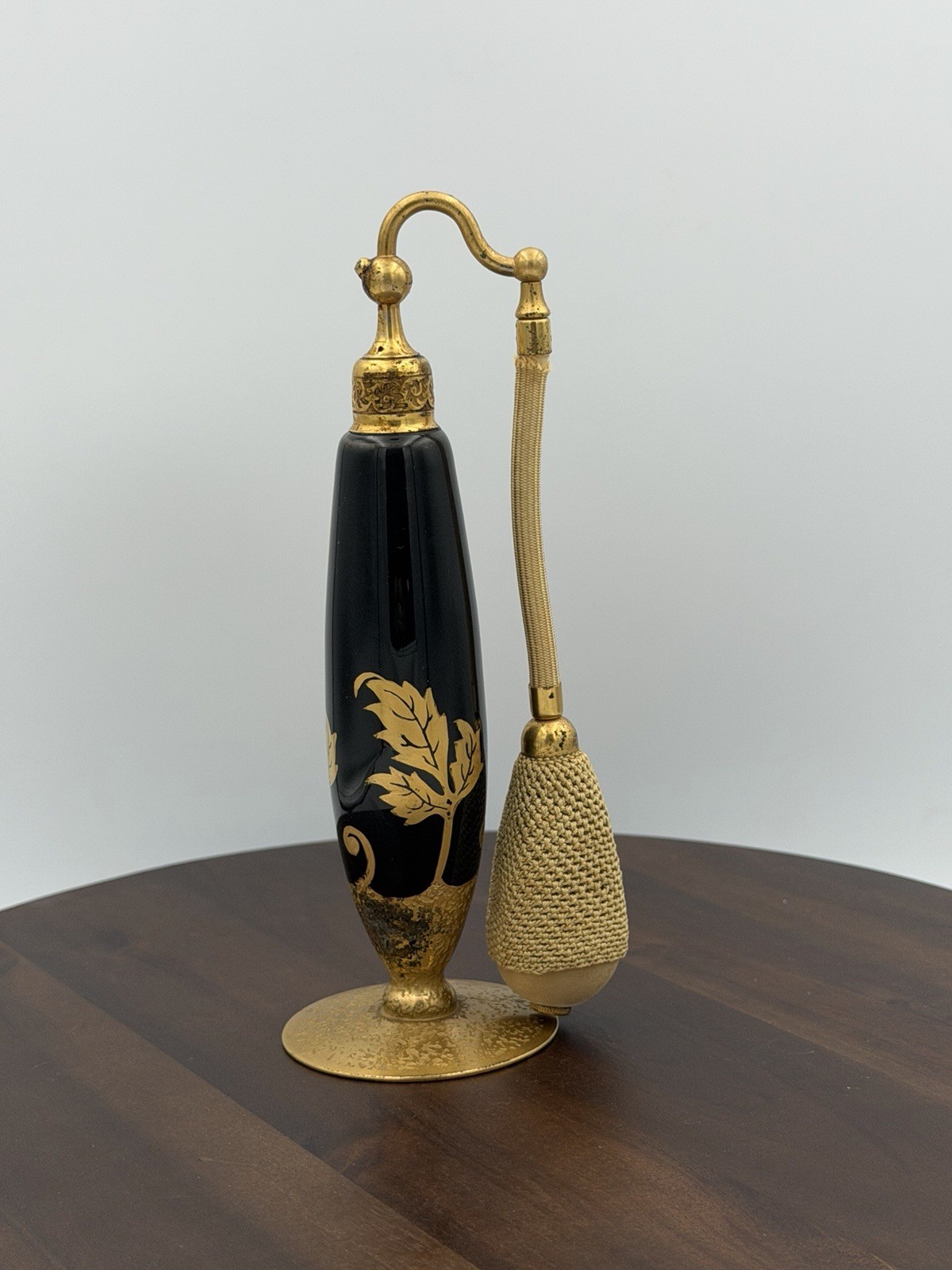 DE VILBISS ART DECO PERFUME WITH ATOMIZER - 6 1/2\
