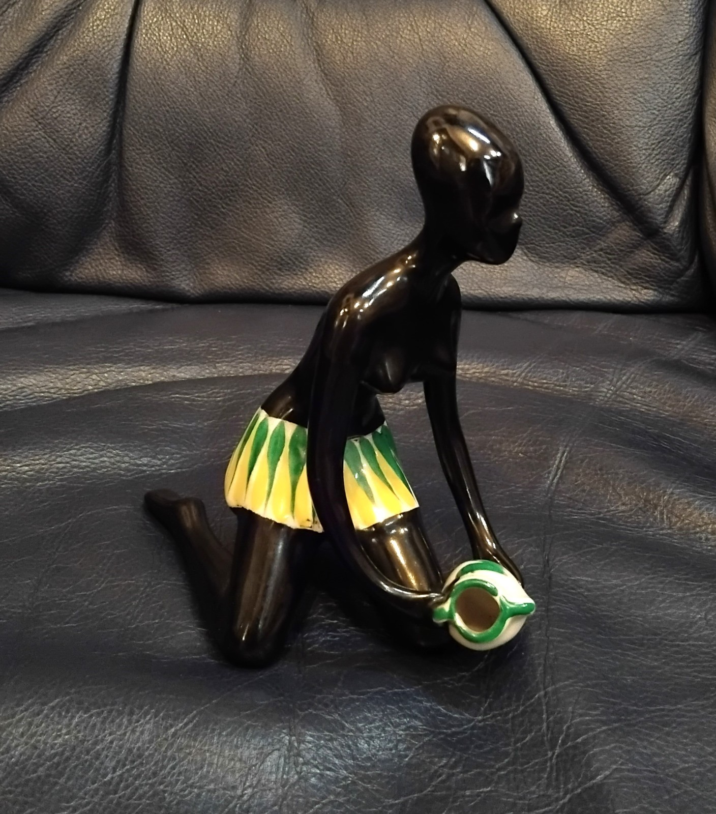 VINTAGE BULGARIAN COMMUNIST COLD WAR ERA MODERN DESIGN FIGURE-BLACK WOMAN-60/70S VINTAGE BULGARIAN COMMUNIST COLD WAR ERA MODERN DESIGN FIGURE-BLACK WOMAN-60/70S