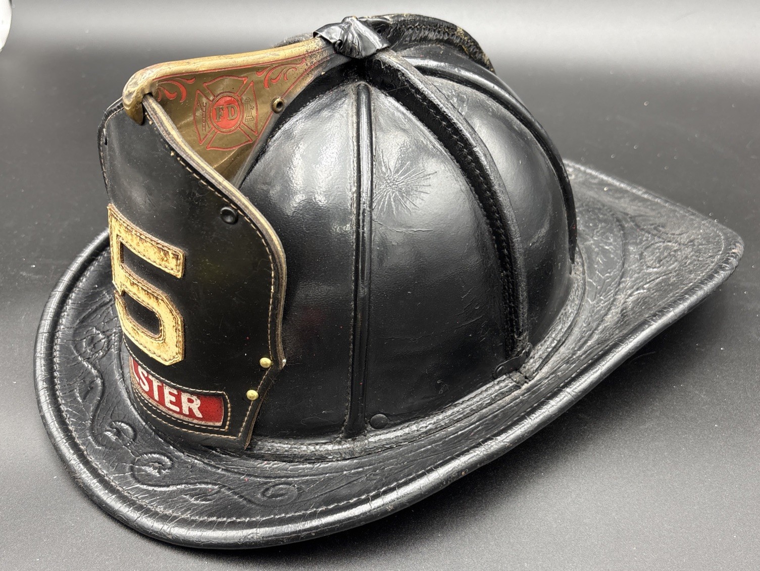 Vintage Cairns Brothers 5 New York Ulster  Fire Helmet Leather minty