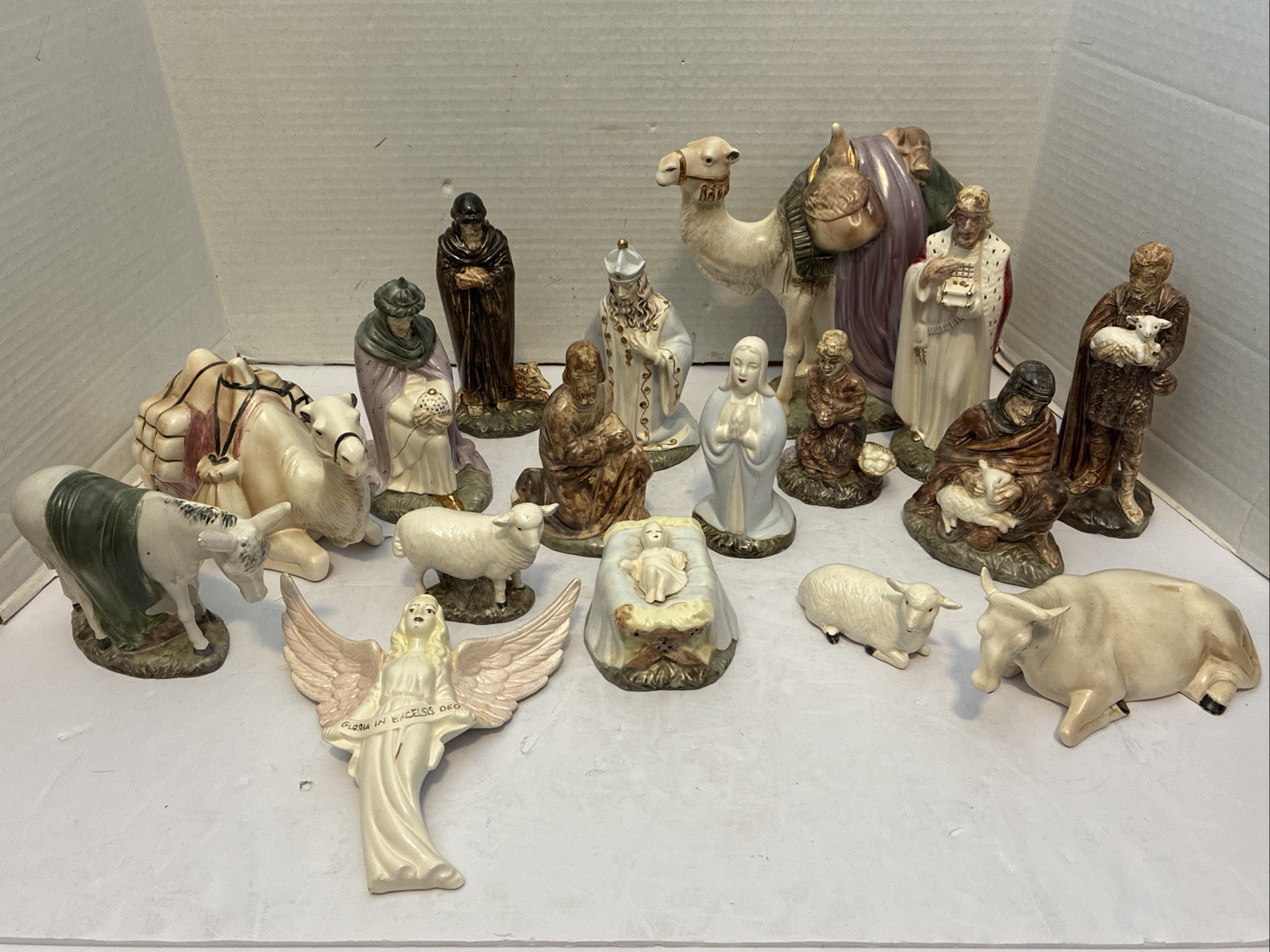 Vintage/Pre-Owned*17-Piece Ceramic Atlantic Holland Mold Nativity Set Vintage/Pre-Owned*17-Piece Ceramic Atlantic Holland Mold Nativity Set