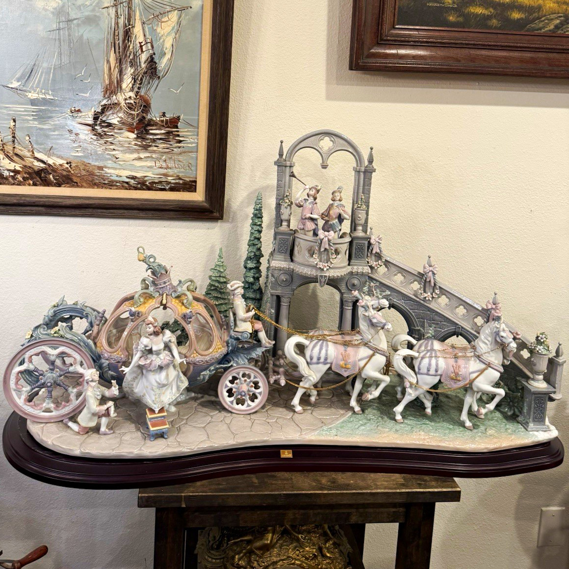 Lladro ( cinderella arrival)