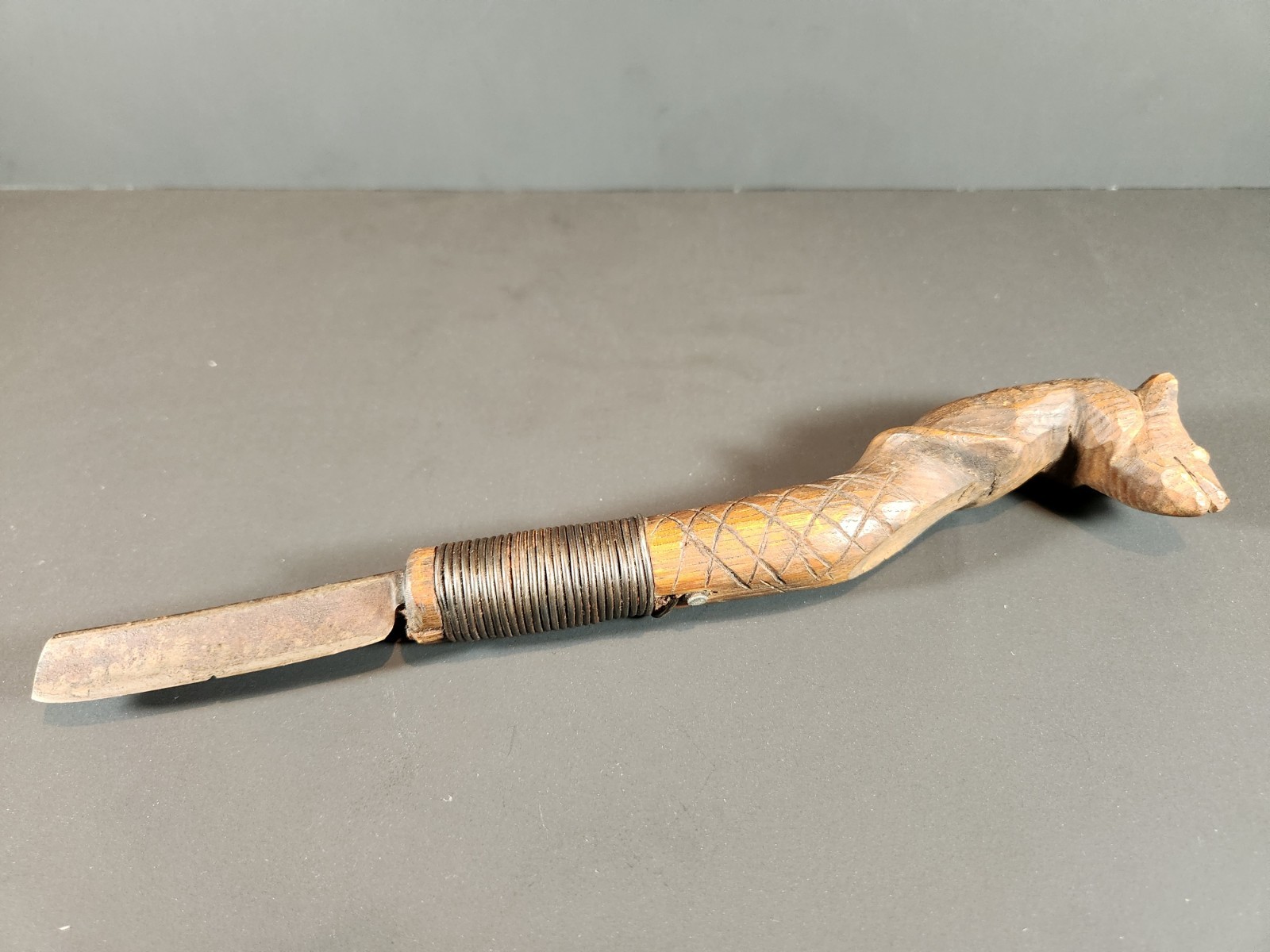 Antique Native American Crooked Knife Mocotaugan Antique Native American Crooked Knife Mocotaugan