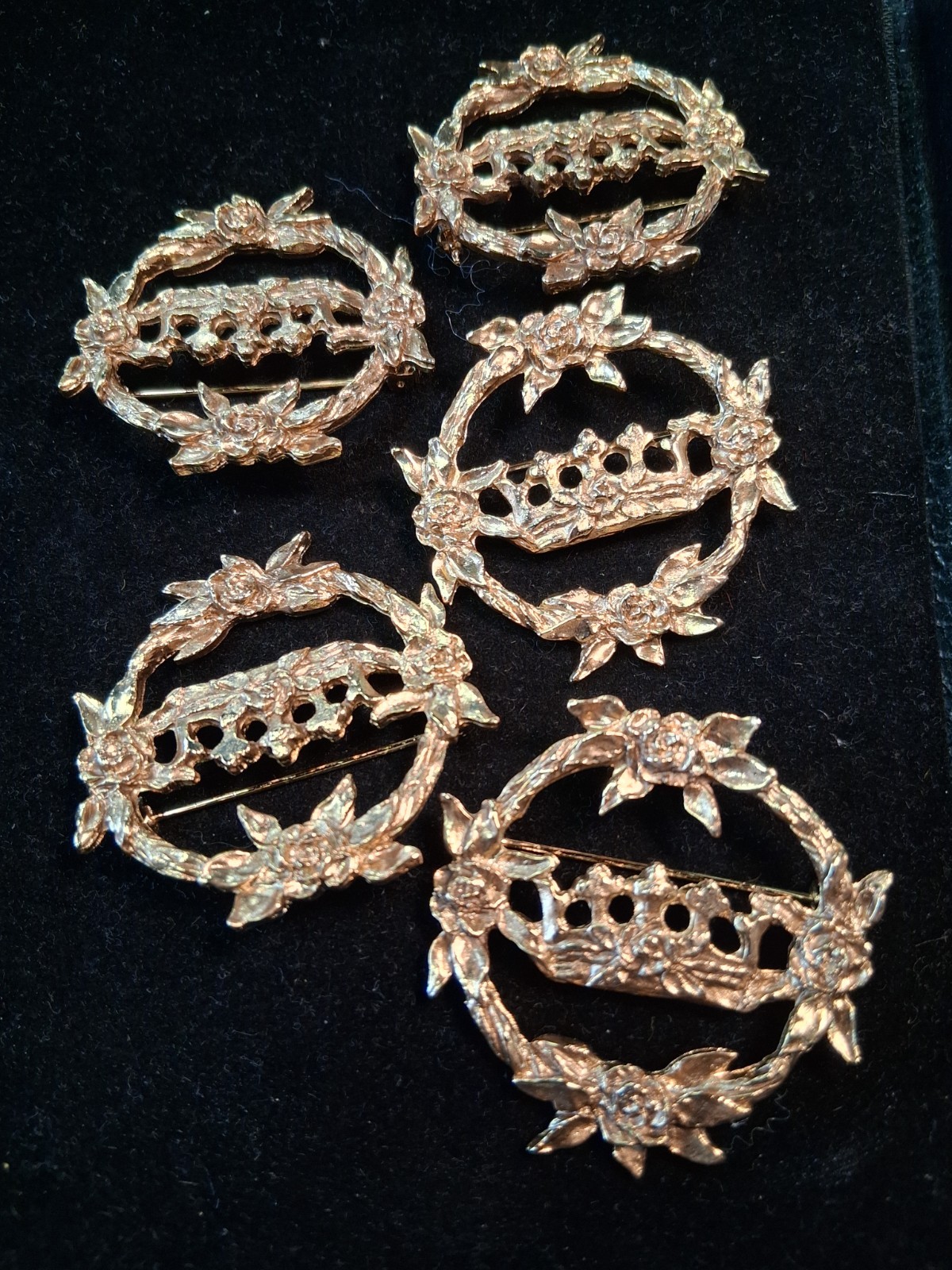 Lot of 5 Krewe of Mystery 2006 Ladies Pins (no boxes) - Mardi Gras Lot of 5 Krewe of Mystery 2006 Ladies Pins (no boxes) - Mardi Gras