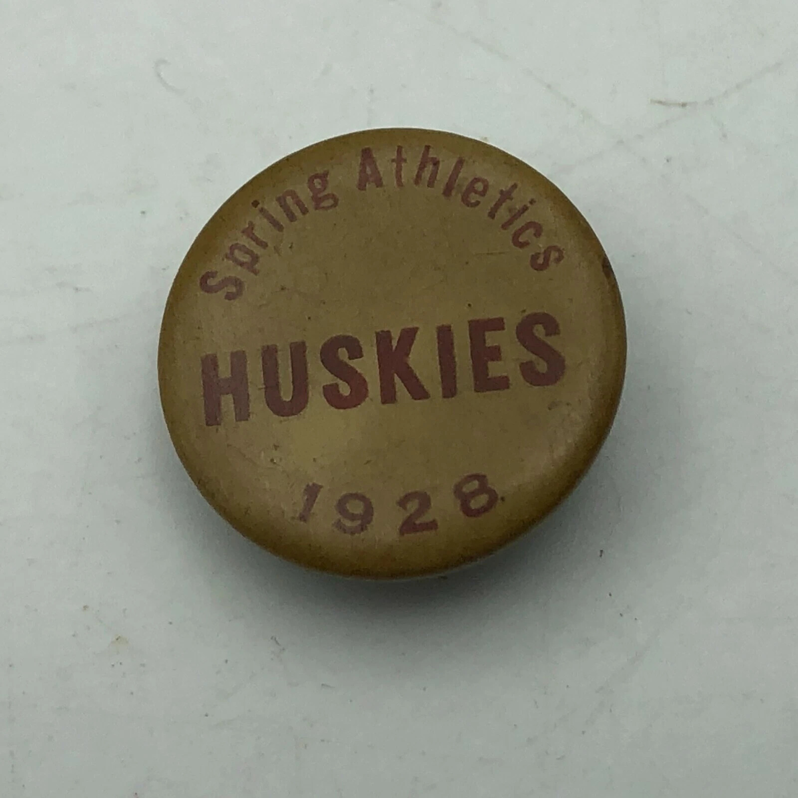 1928 Washington Huskies Pinback Spring Athletics W+H Vintage Button Badge Pin