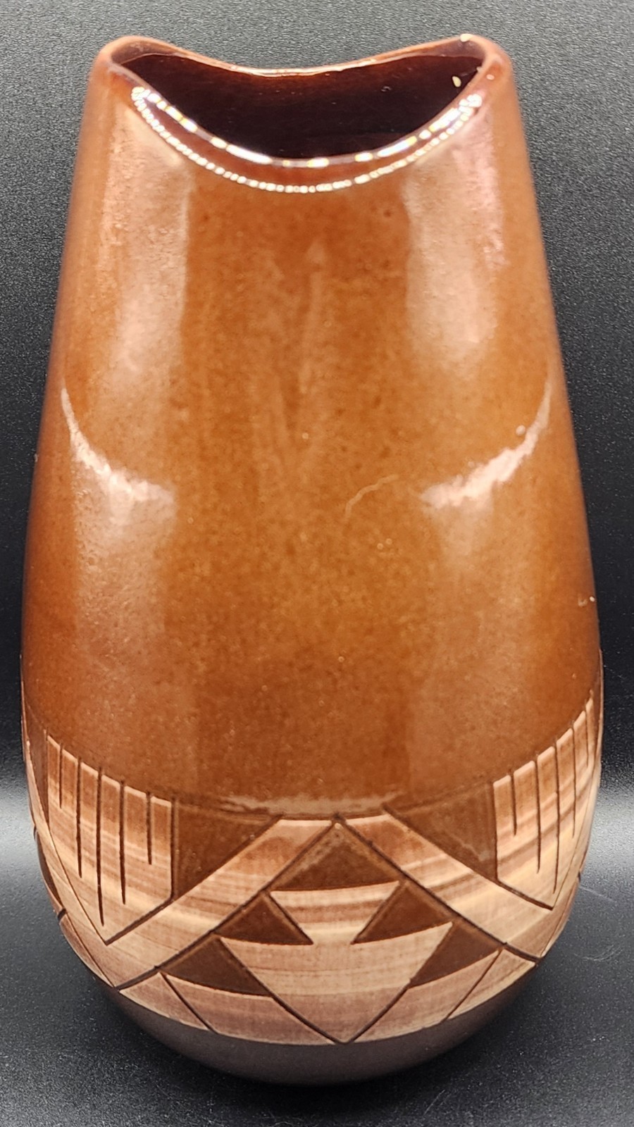 Signed Gayle? Sioux Pottery Vase 9