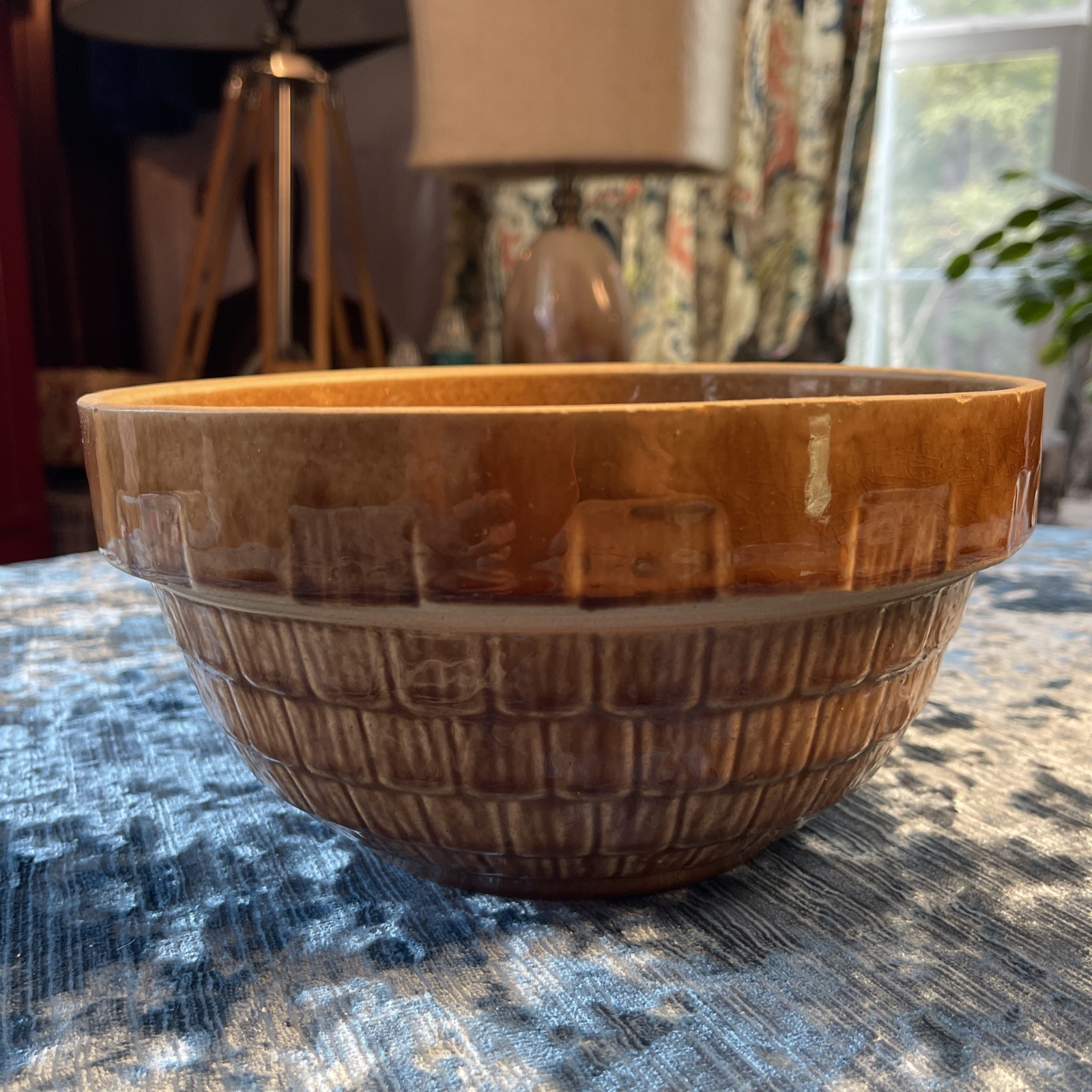 RARE VTG  Mccoy USA 9” Inch Stoneware Mixing Bowl, Basket Weave Pattern Brown