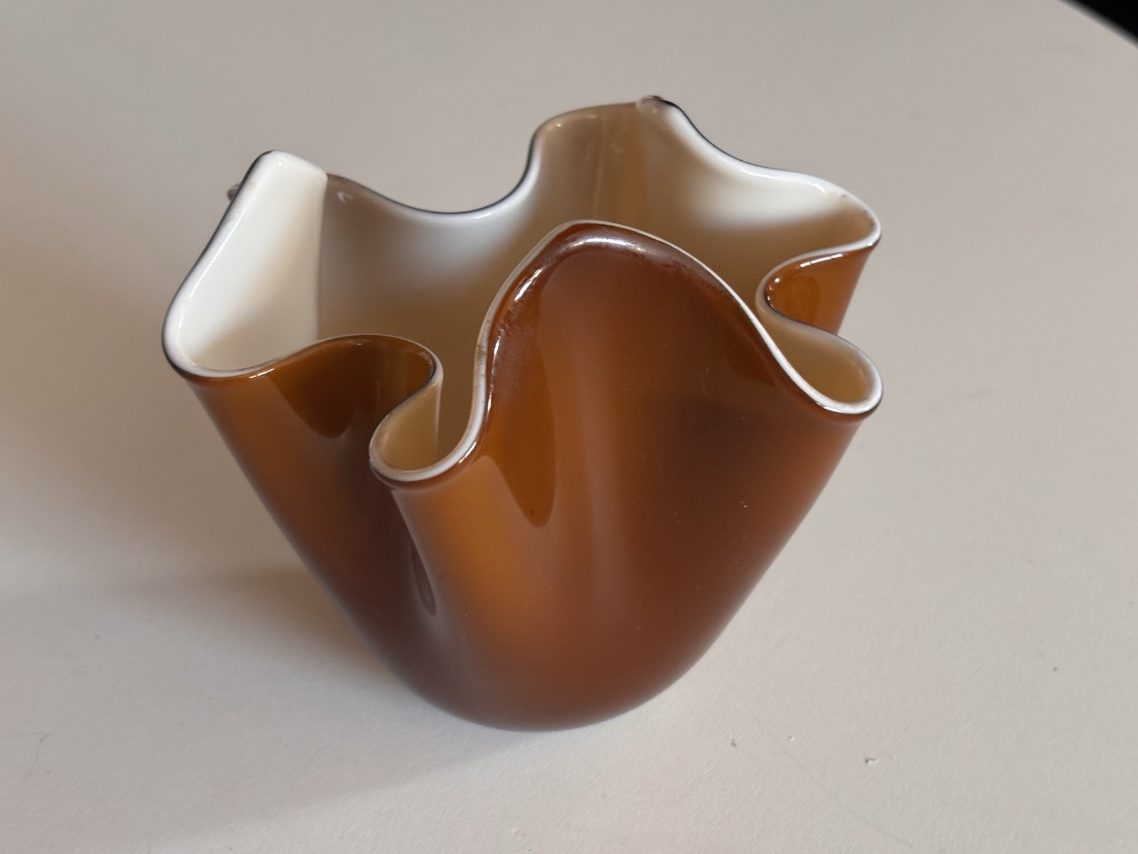 VENINI Fazzoletto Opalino “the handkerchief “Vase design by Fulvio Bianconi 1948 VENINI Fazzoletto Opalino “the handkerchief “Vase design by Fulvio Bianconi 1948